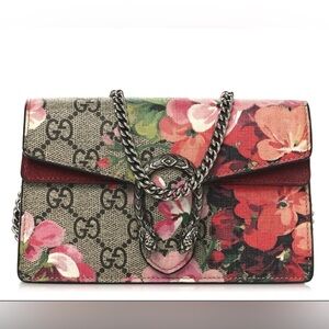 Gucci GG Supreme Monogram Blooms Super Mini Dionysus Shoulder Bag